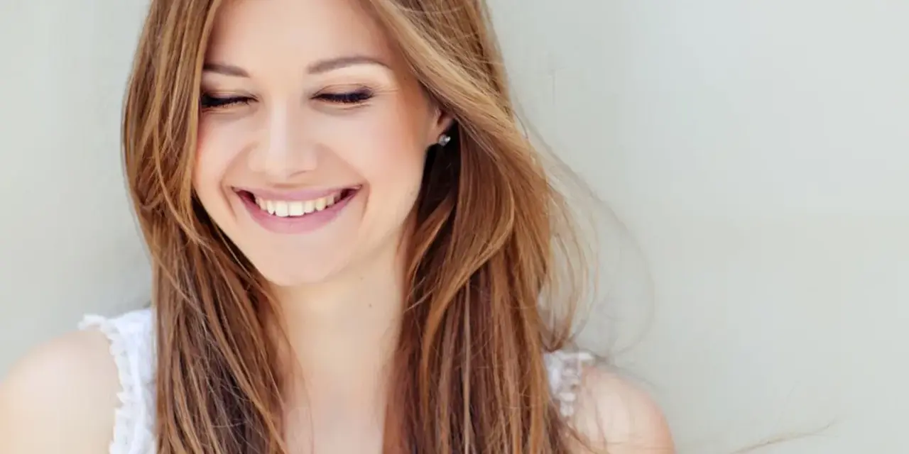 Lange Haare: Welcher Haarschnitt passt zu Ihnen? Trends & Tipps