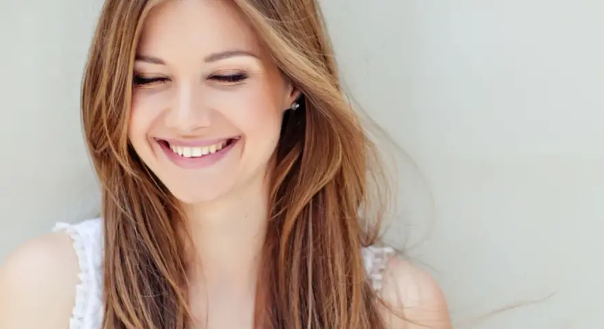Lange Haare: Welcher Haarschnitt passt zu Ihnen? Trends & Tipps