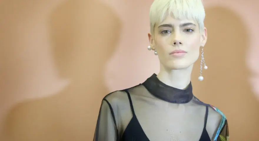 Haare selber blondieren: Sicher zum Wunschblond Expertin verrät Tricks